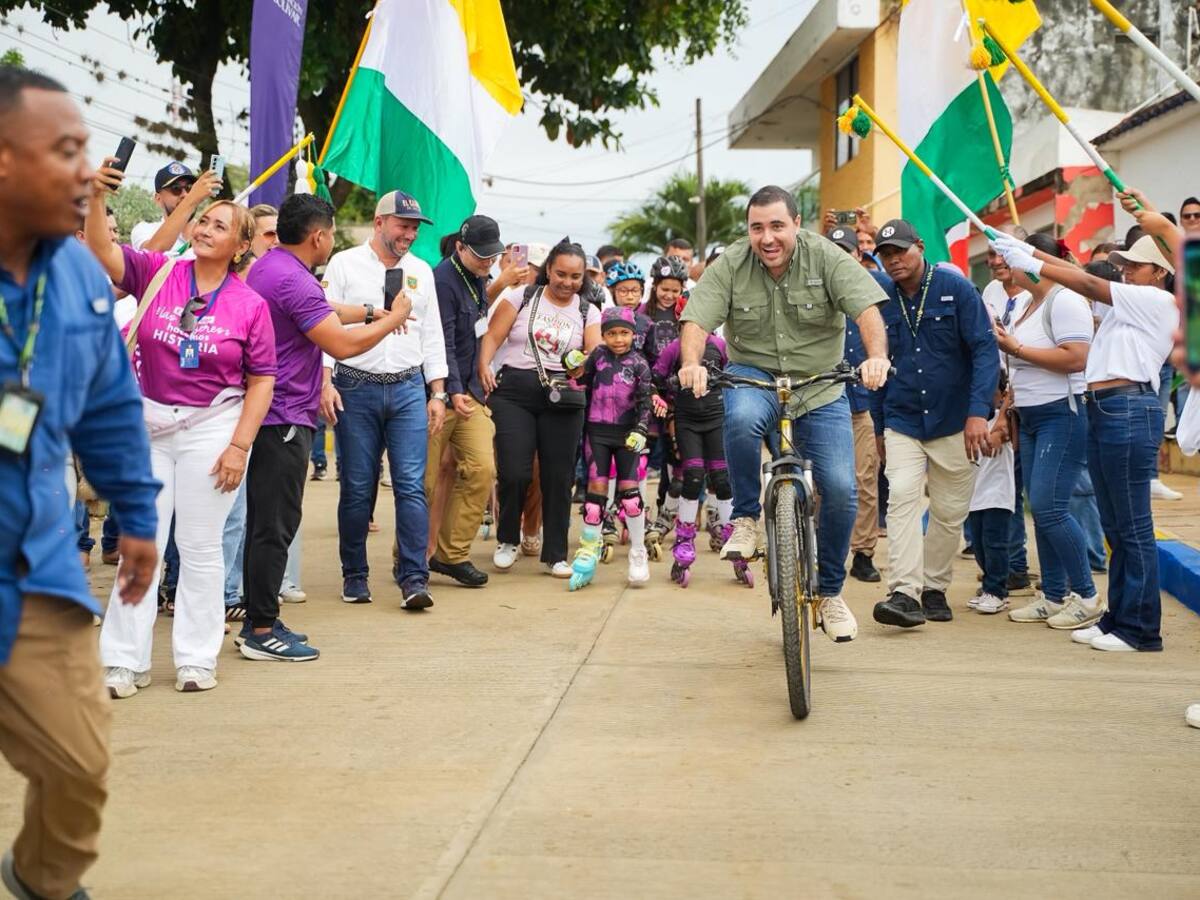 En El Carmen de Bolívar, gobernador Yamil Arana entregó calle El Tendal
