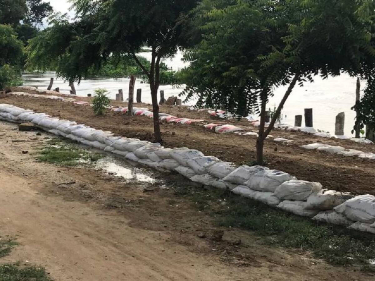 Río Magdalena está a punto de desbordarse en Zambrano, Bolívar