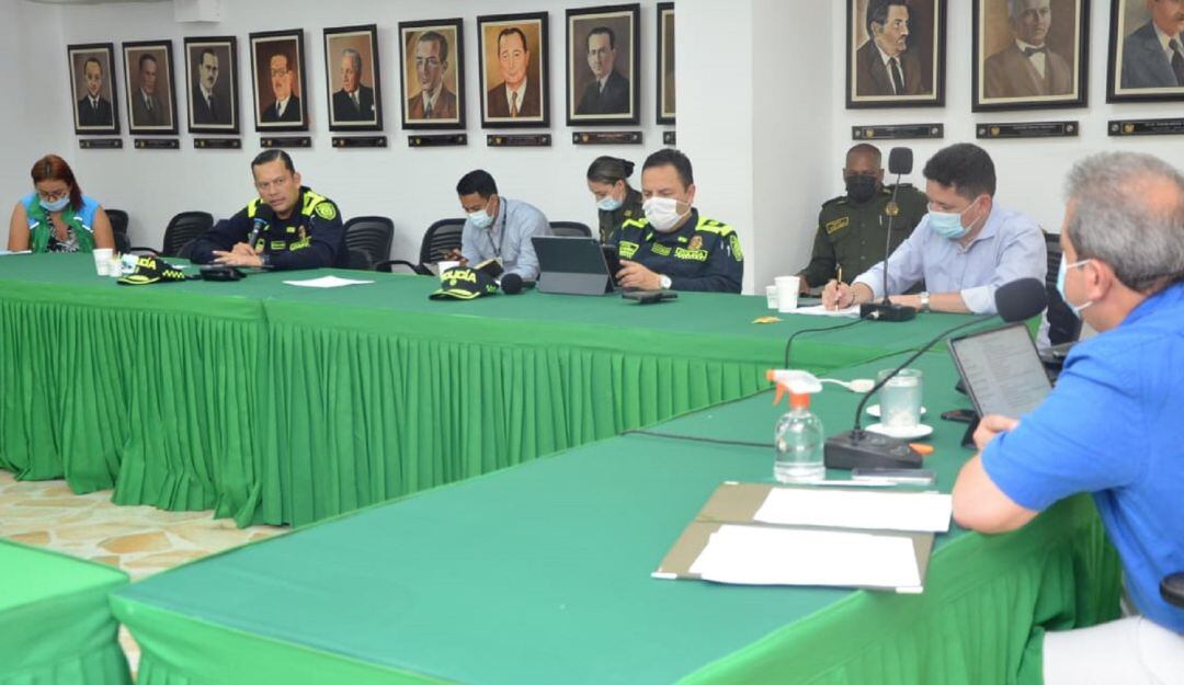 En el Huila se prohíbe el uso de pólvora y el porte de armas.