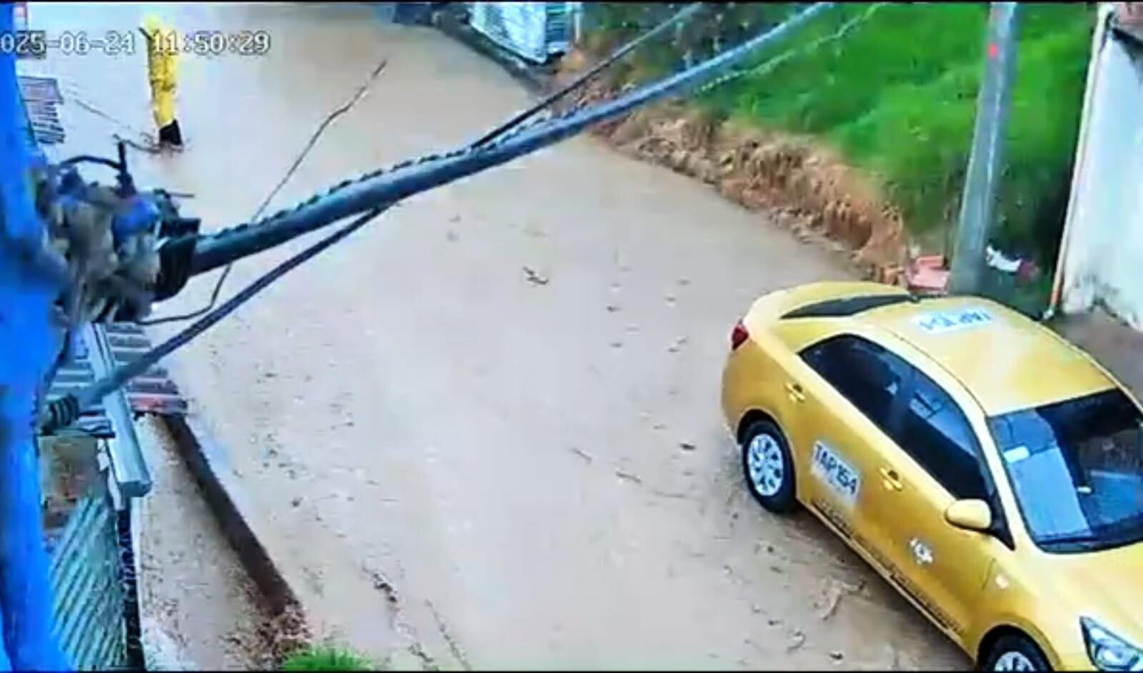 Habitantes del barrio La Concepción volvieron a enfrentar inundaciones, daños estructurales en sus viviendas y el desbordamiento de aguas residuales.