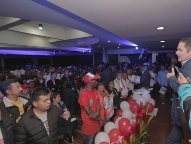 Germá Vargas Lleras en medio de su campaña pilítica por la Presidencia