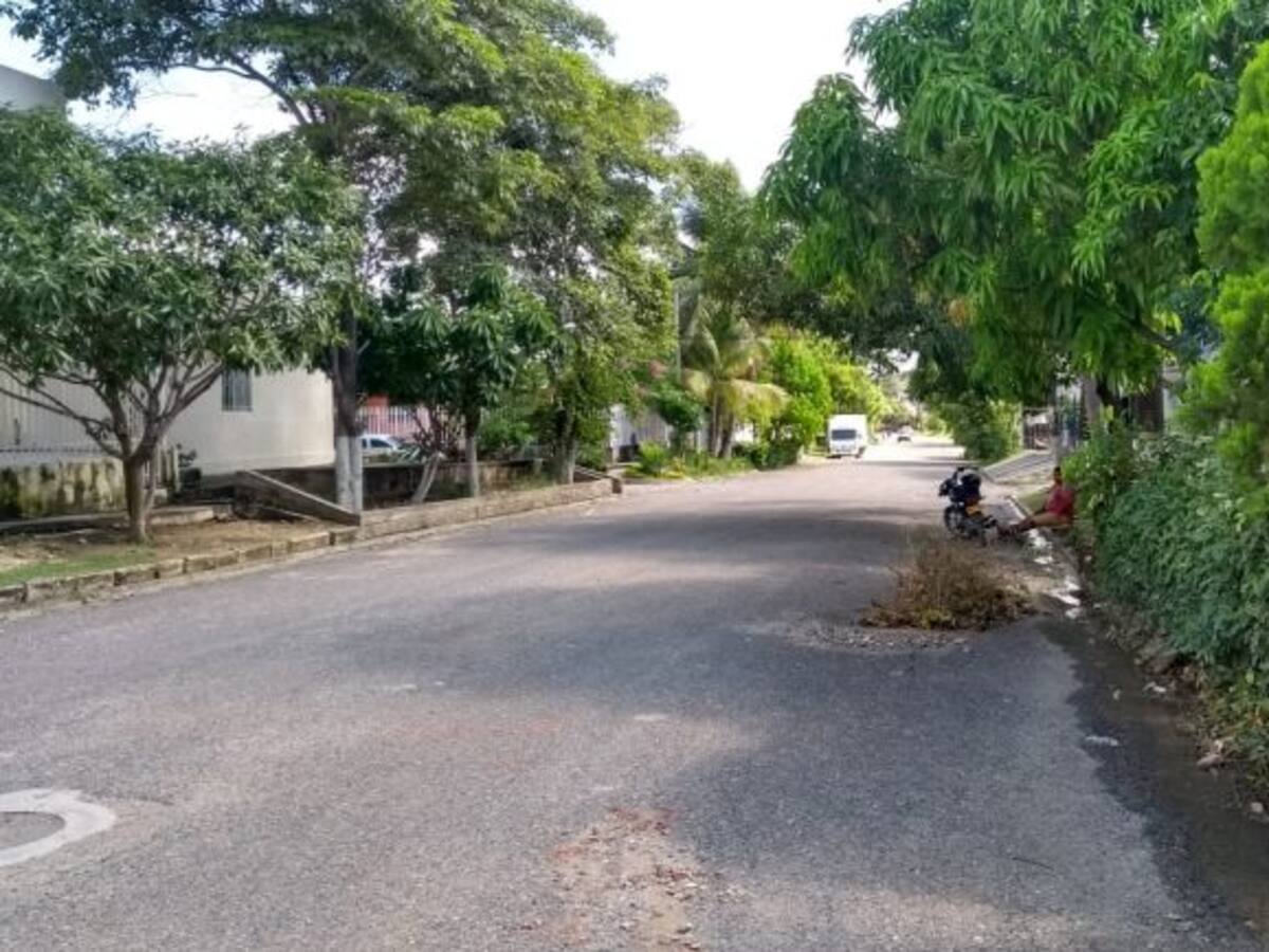 Indemnizarán familias de Cartagena que compraron casas en lote volcánico