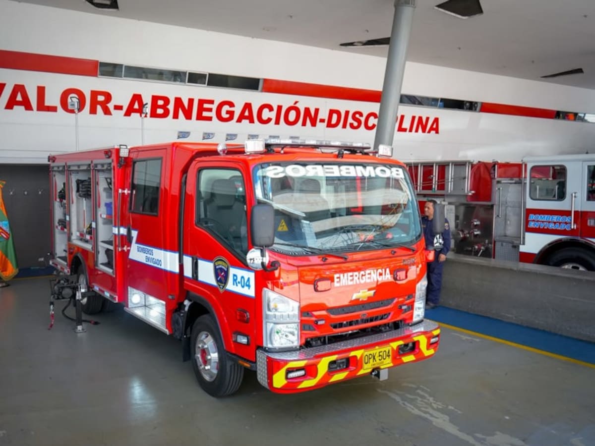 Envigado entrega a sus bomberos la primera unidad de rescate especializado del Valle de Aburrá