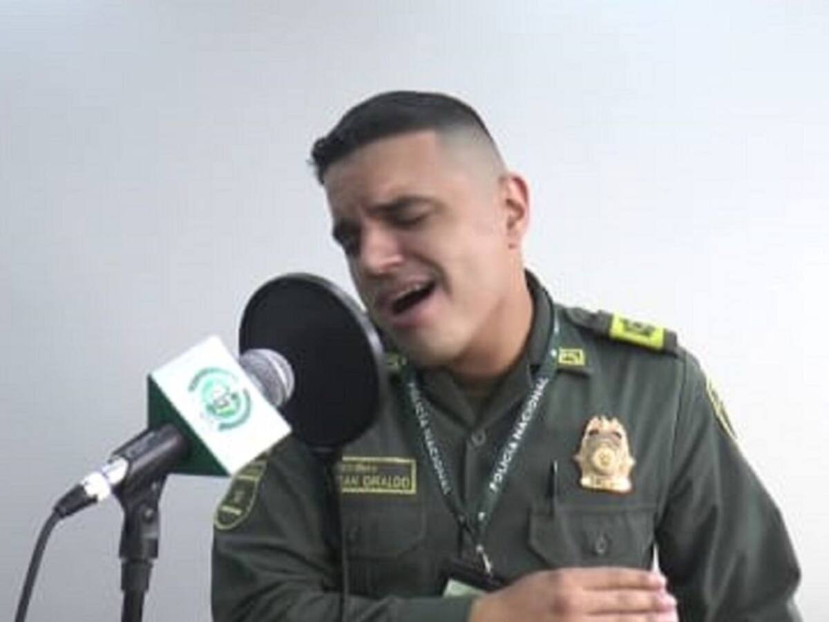Policía quindiano se destaca en concurso de canto a nivel nacional