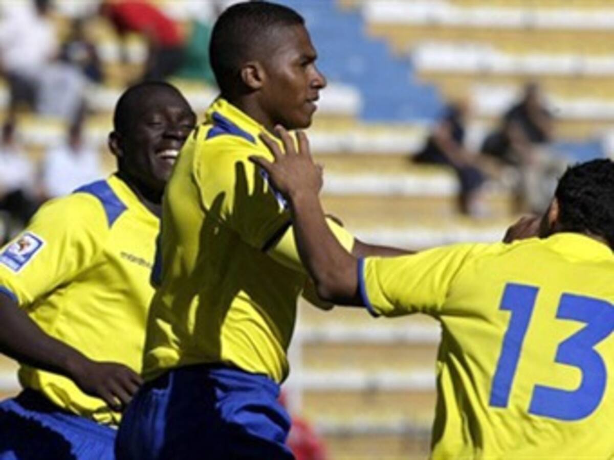 Ecuador seguirá probando jugadores en amistoso ante Colombia