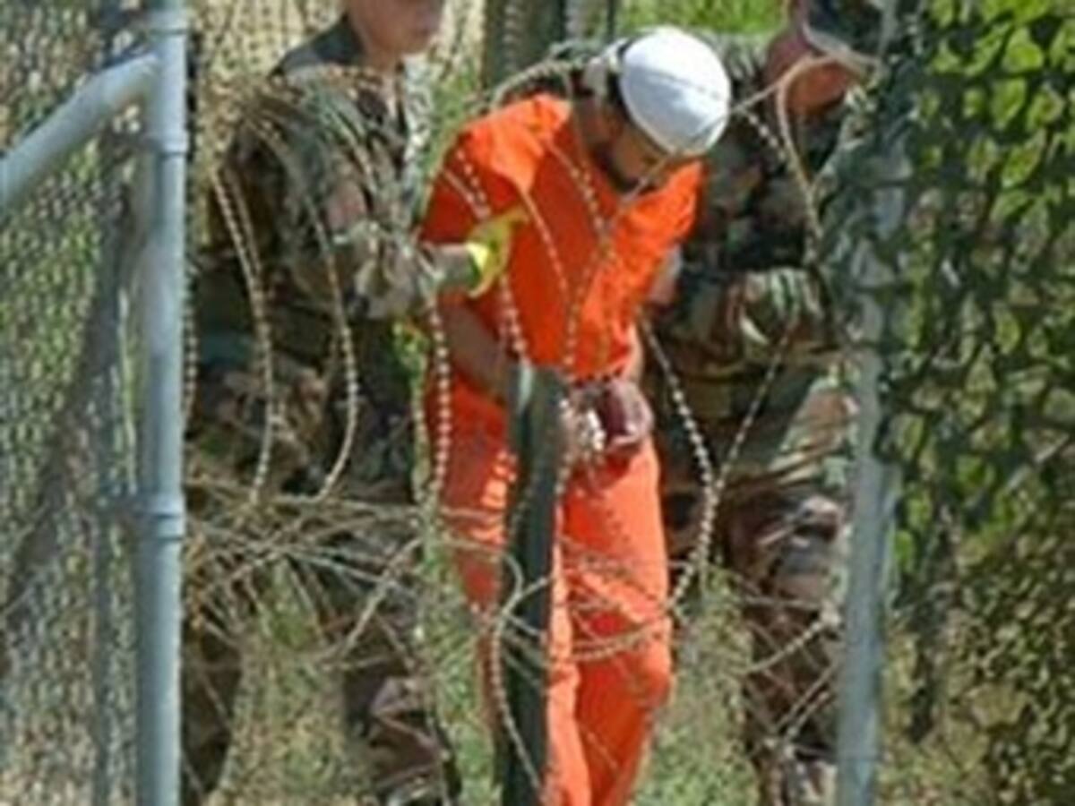 EEUU elige una prisión de Illinois para recluir a presos de Guantánamo