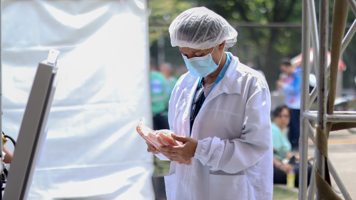 Medellín refuerza la vigilancia sanitaria en los expendios de carne para proteger la salud pública