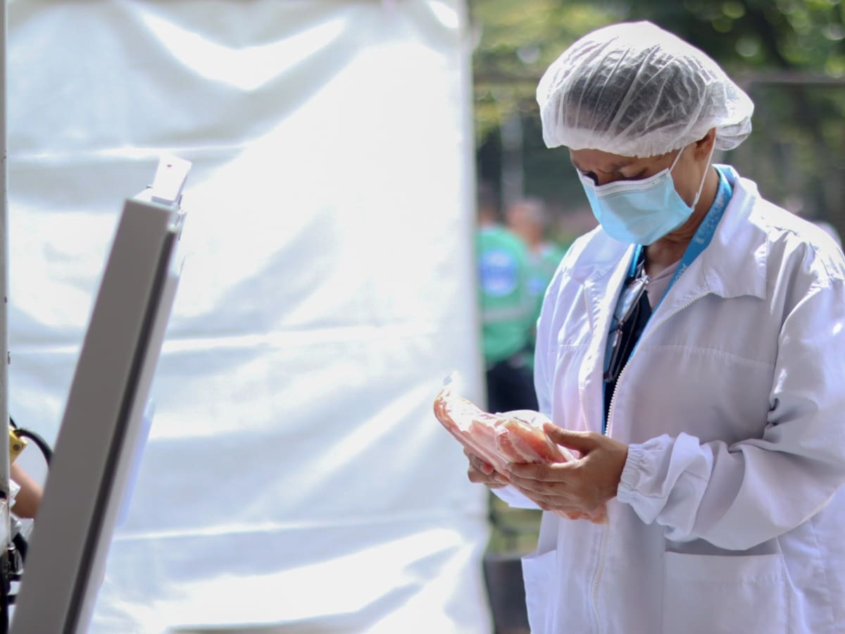Medellín refuerza la vigilancia sanitaria en los expendios de carne para proteger la salud pública
