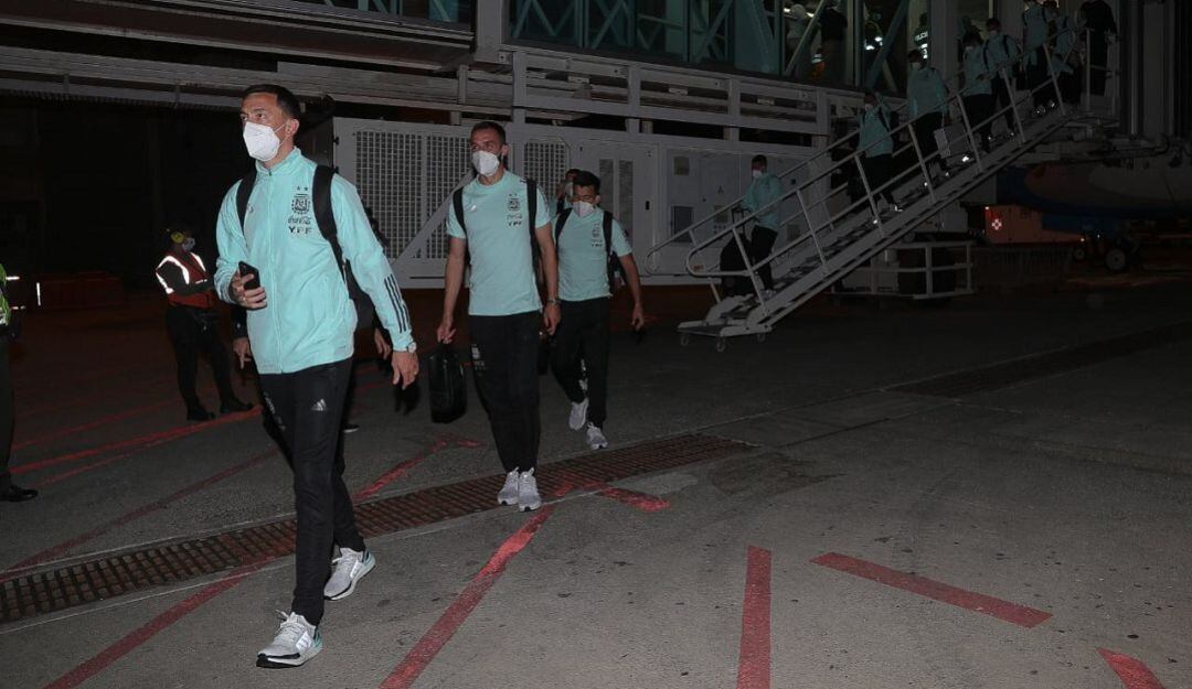 Llegada de la Selección Argentina anoche a Barranquilla.