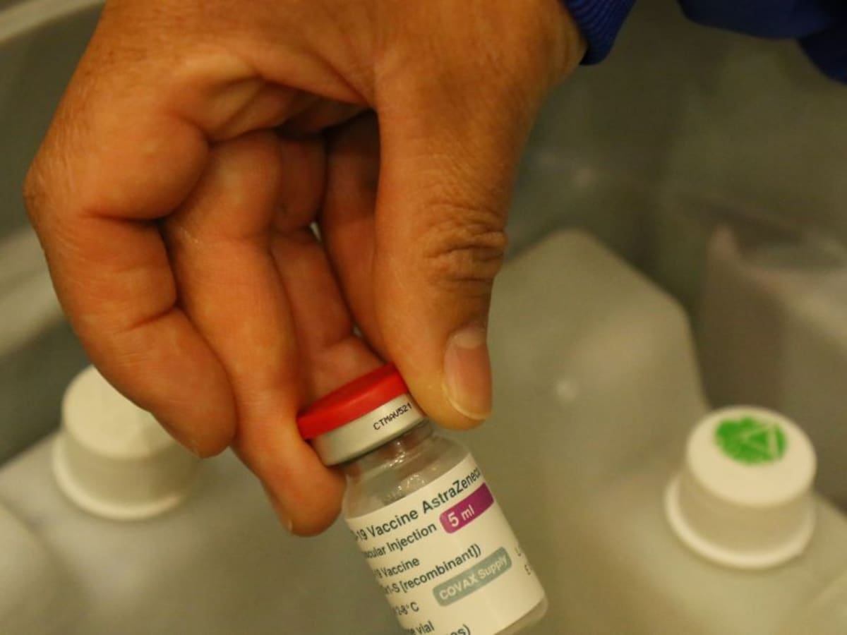 ¿Deben los jóvenes vacunarse contra el COVID-19? hablan los protagonistas