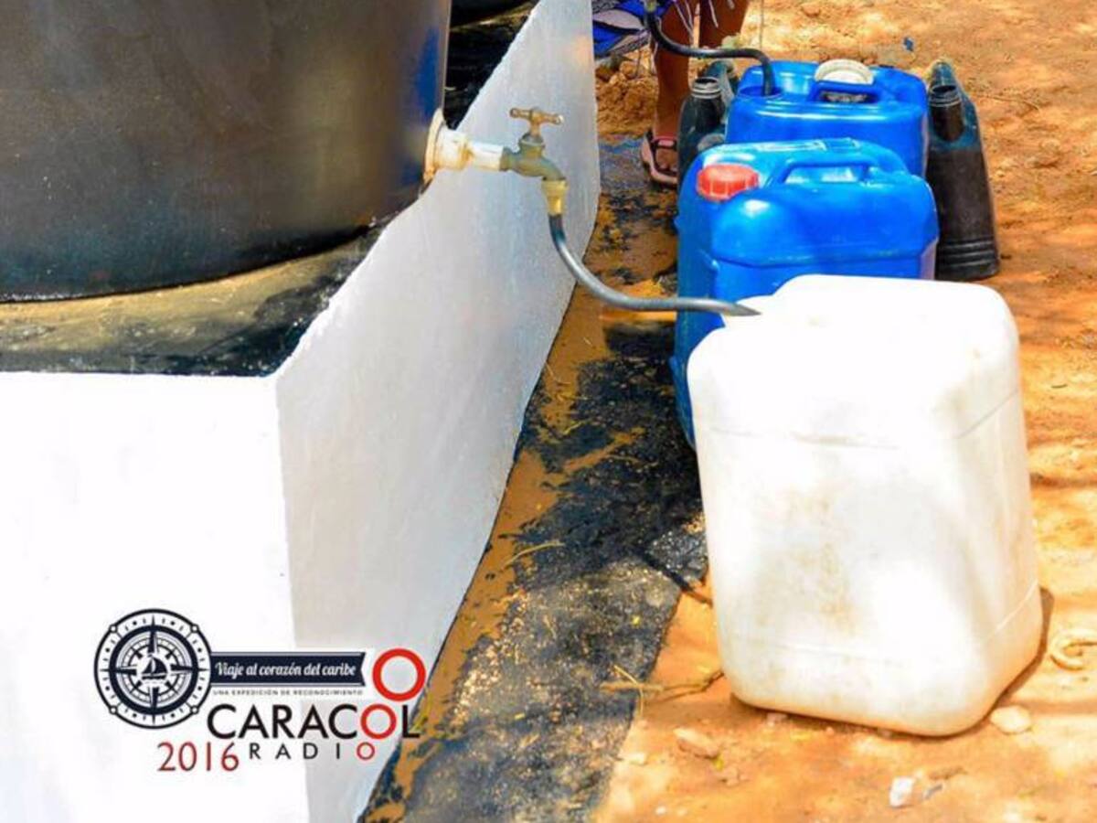 La Armada, una mano amiga para los Wayúu