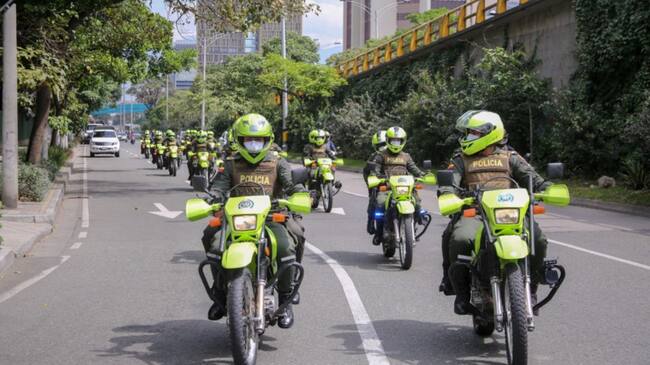 Policías en Medellín