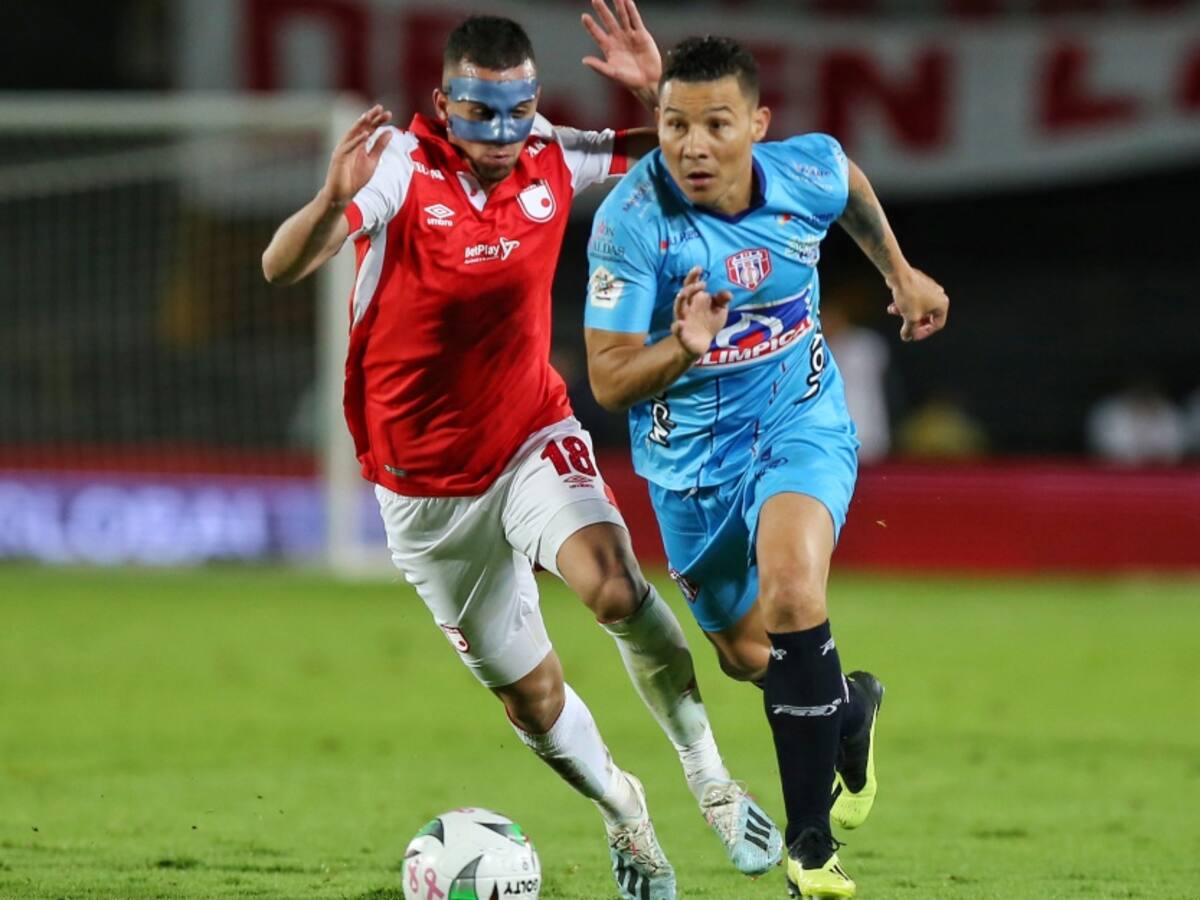 Luis Carlos Arias pide ayuda al Gobierno Nacional para volver al país