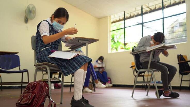 Secretario de educción Floridablanca Juan Carlos Ostos