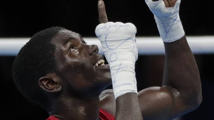 Yuberjen Martínez, el encargado de portar la bandera nacional en los Juegos Bolivarianos