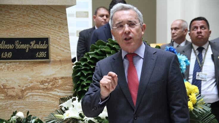 Uribe denuncia "tortura sutil" de la Fiscalía a María del Pilar Hurtado