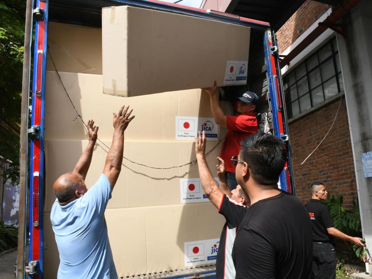 Japón entrega ayudas humanitarias al Valle para atender damnificados por el terremoto