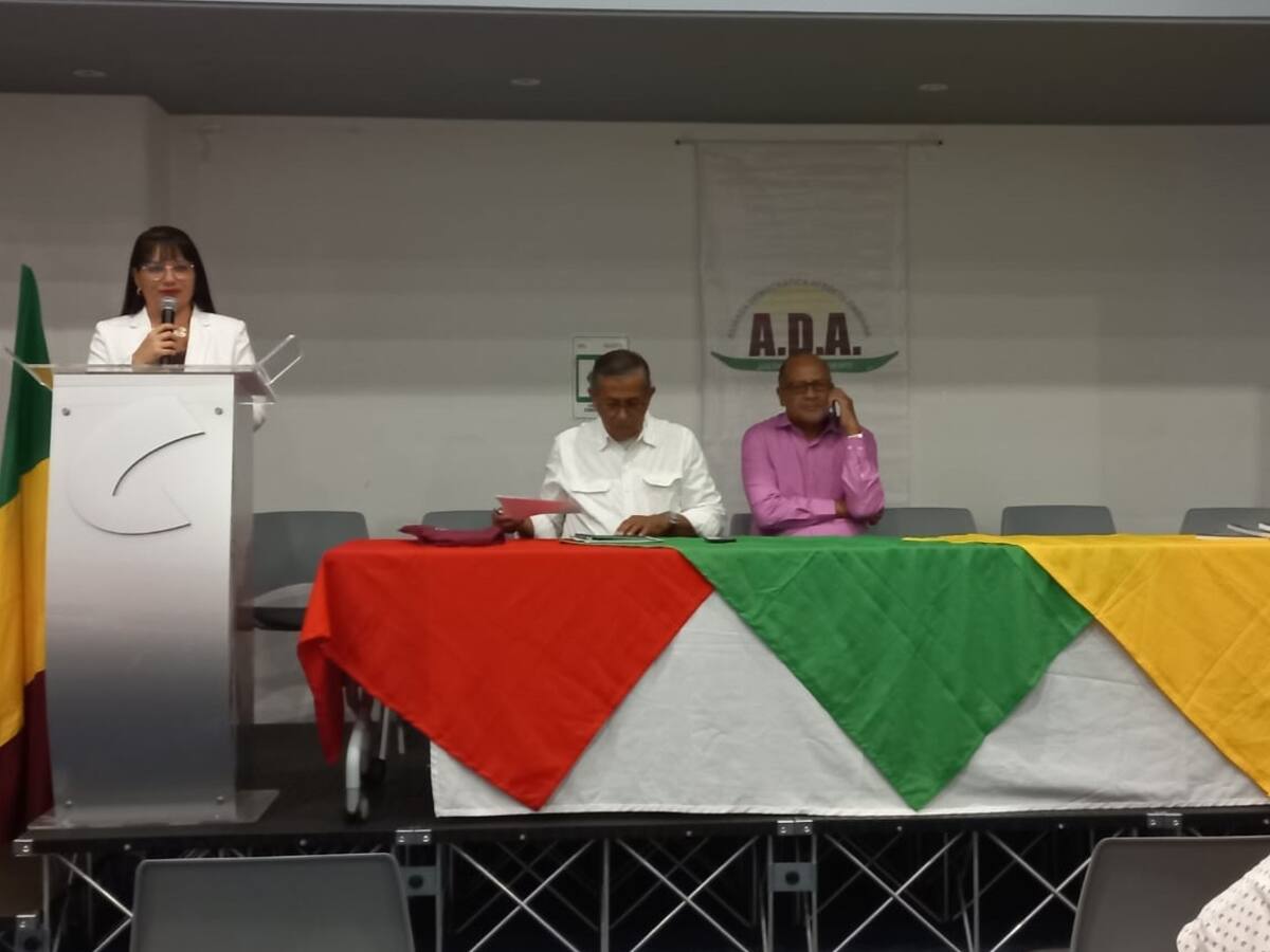 Firma del pacto por la unidad entre precandidatos a la gobernación del Quindío