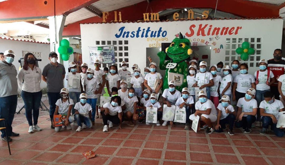De esta forma ya cuentan con los conocimientos para apropiarse de su entorno y cuidar los ecosistemas de varios corregimientos de Cartagena