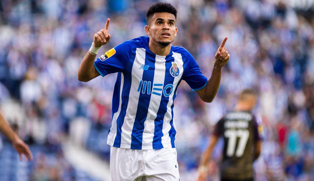 Luis Díaz festeja su más reciente anotación en la Liga de Portugal.