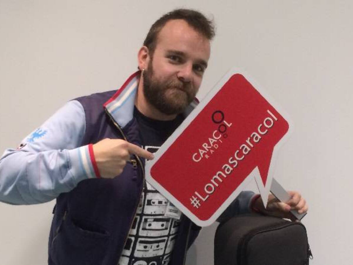 El Niño de la Hipoteca que dice las verdades con música