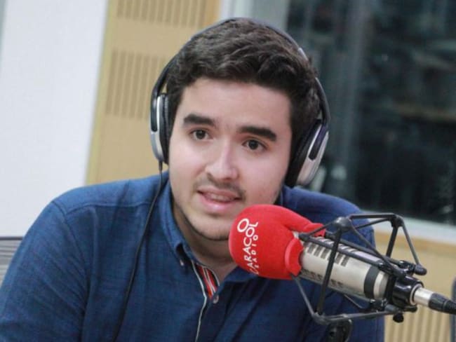 Brindan esquema de seguridad a líder universitario que denunció amenazas