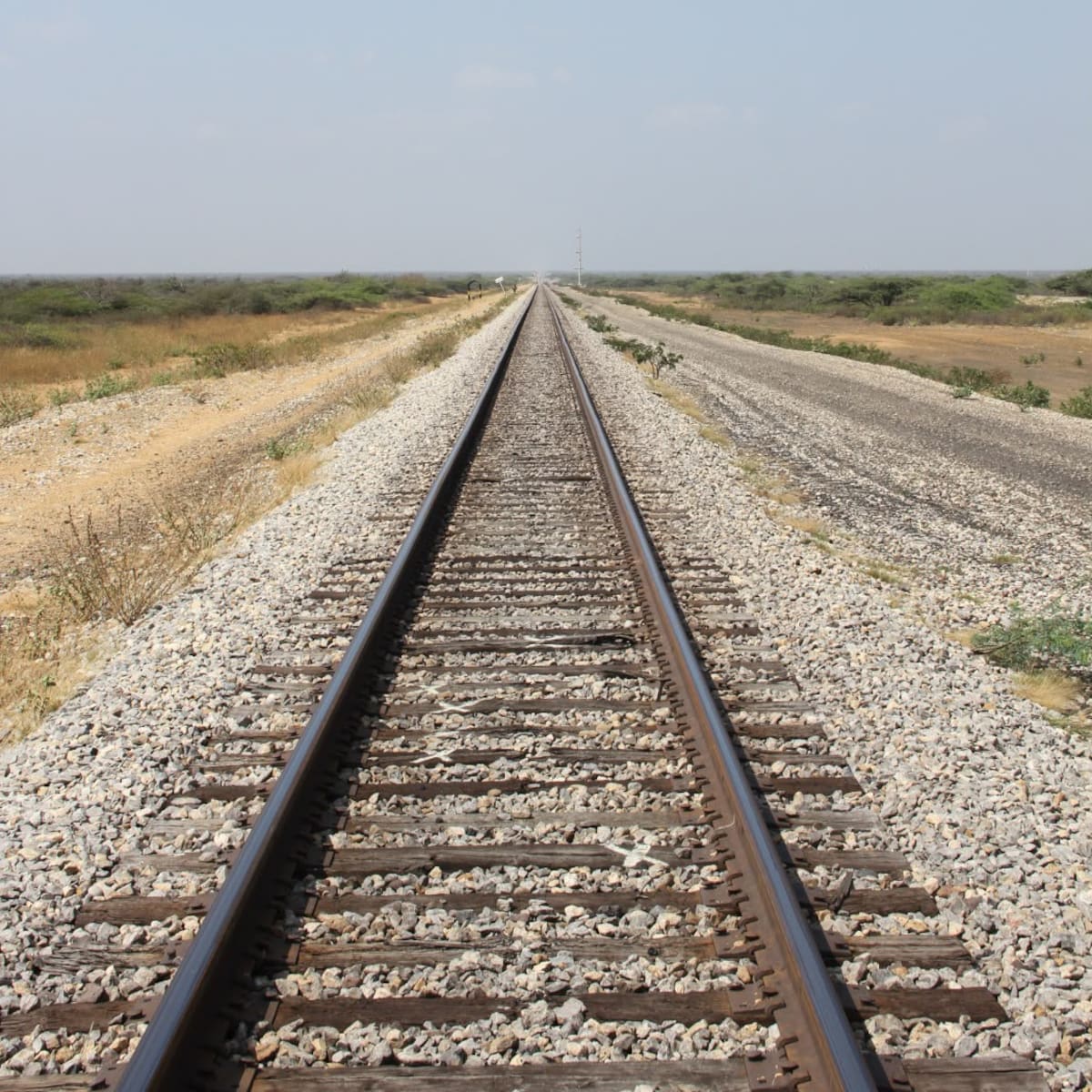 Nuevo atentado contra la línea férrea de Cerrejón en La Guajira
