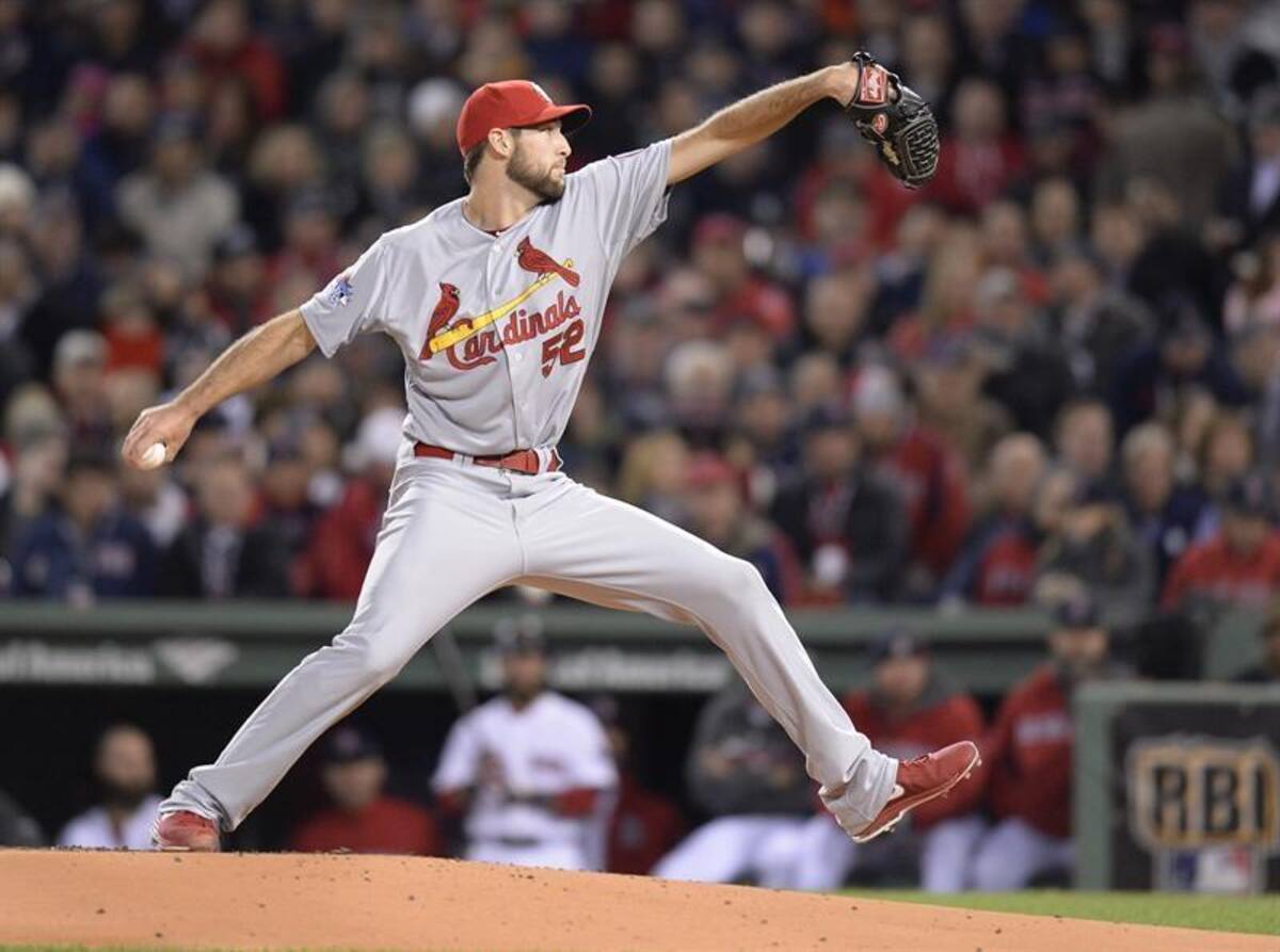 John Lackey, por los Medias Rojas de Boston, y Michael Wacha, por los Cardenales de San Luis, protagonizaron la segunda noche de la Serie Mundial, que también se disputó en el Fenway Park de Boston.