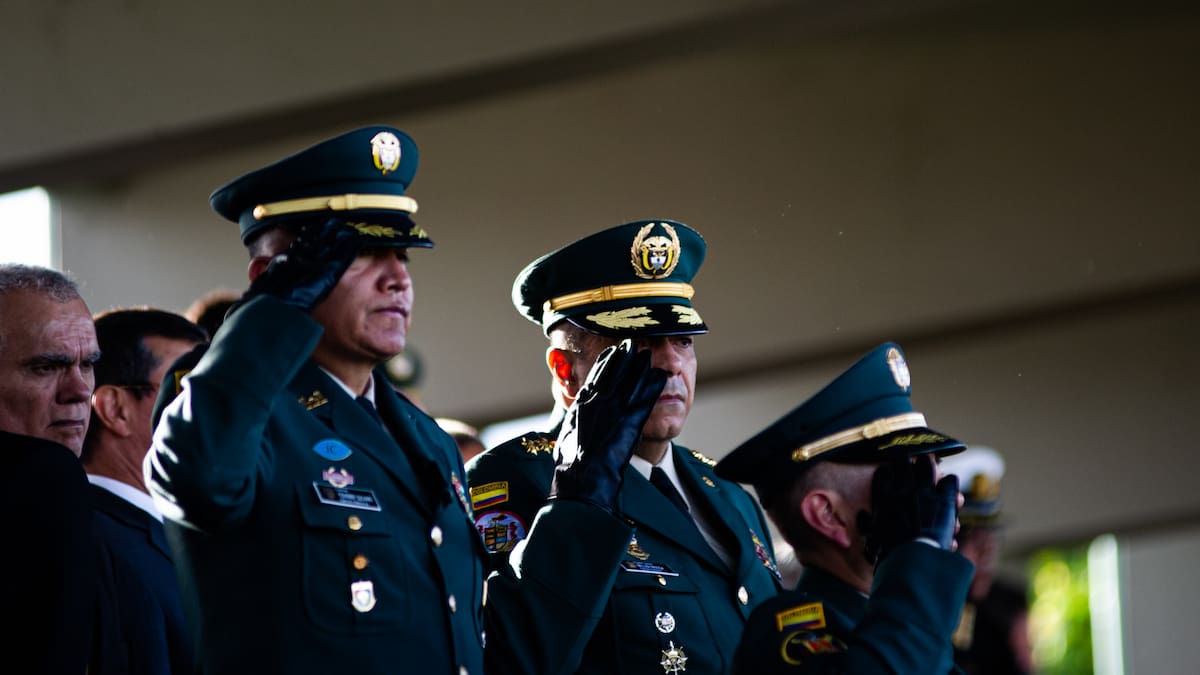 Cinco reintegros de militares y policías en el gobierno Petro: el mayor número en décadas