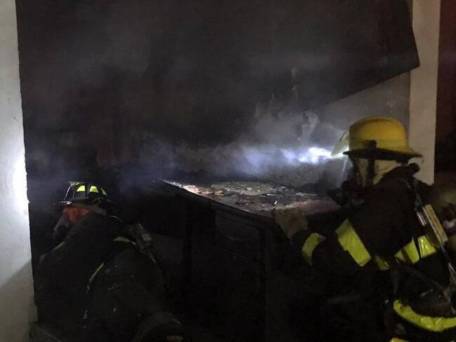 Pistolas y cartuchos incinerados en Estación de Policía de El Rodadero