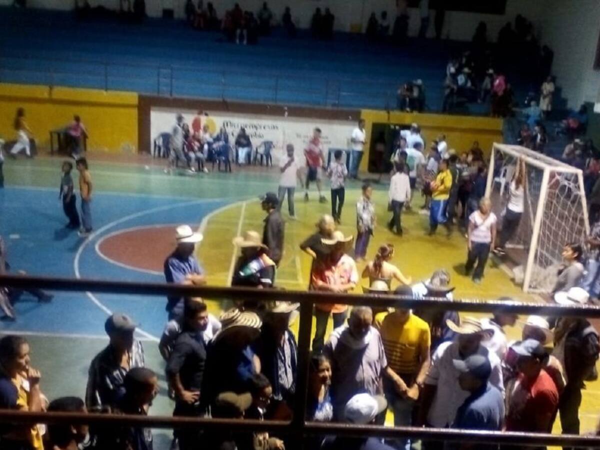 Autoridades acordarán con líderes campesinos retorno de desplazados