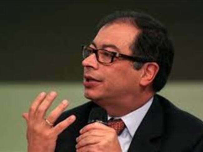 Proponen en Bogotá, regreso de los ‘trolley’ o buses eléctricos con cableado