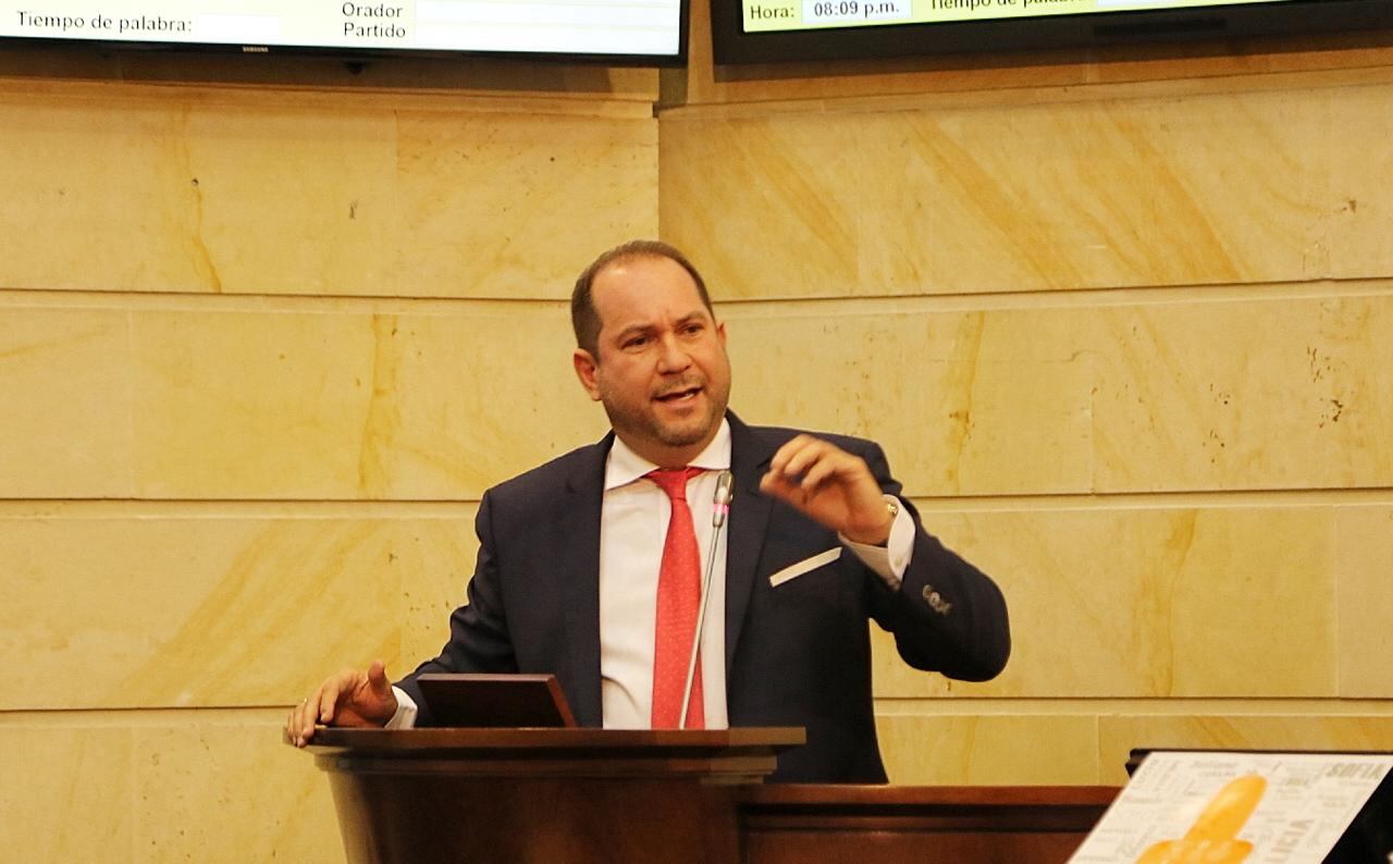 Lidio García, cabeza de lista para el Senado del Partido Liberal