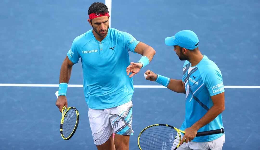 Robert Farah y Juan Cabal en el Abierto de Dubái