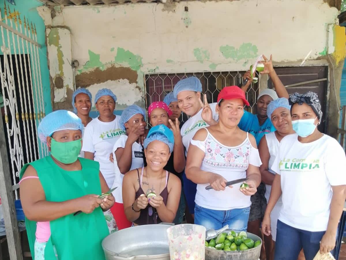 Alcaldía de Cartagena entregó 32 mil raciones de comida servida a damnificados