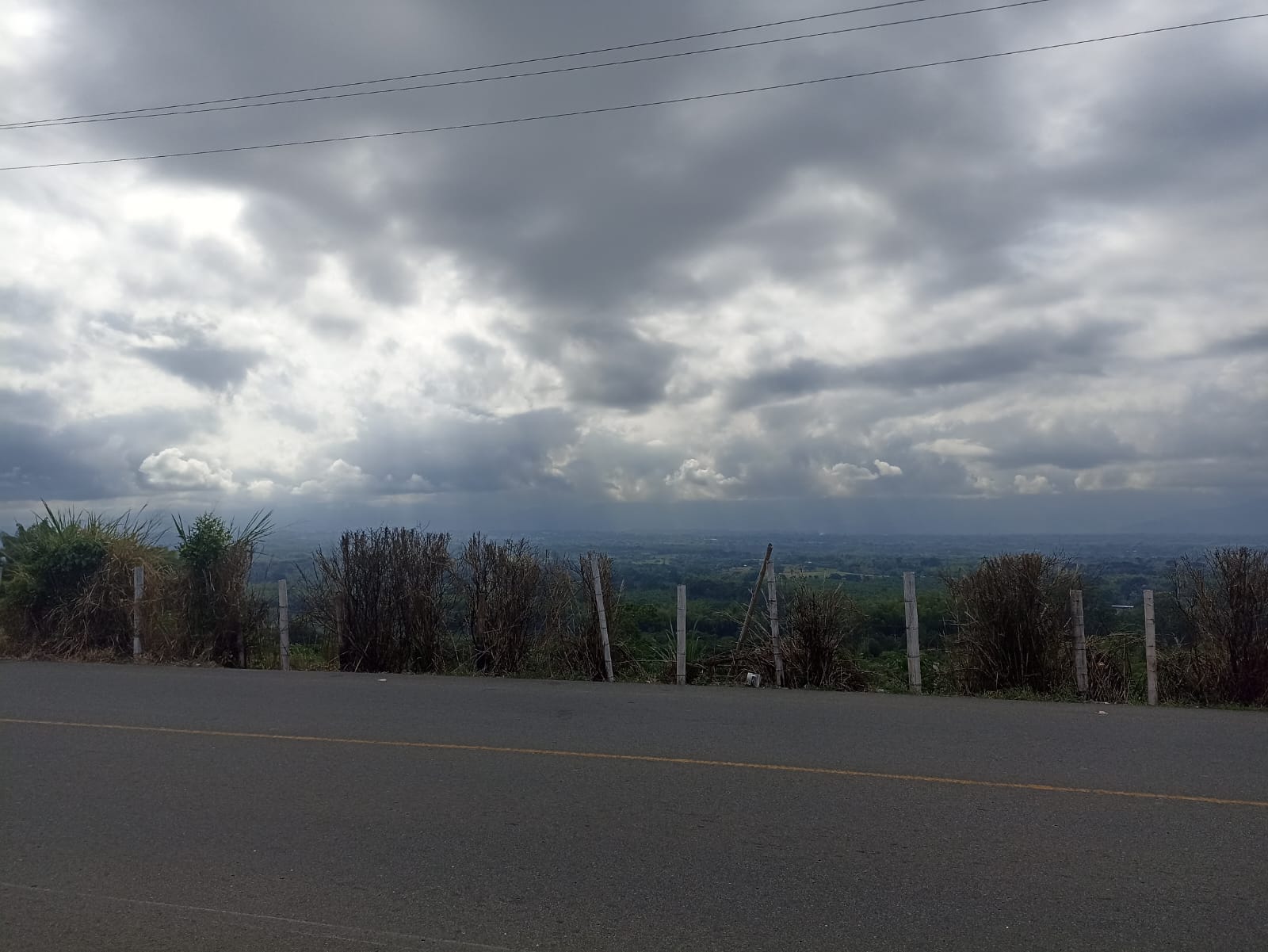 Hermosos paisajes del Quindío, desde el corregimiento de Pueblo Tapao en Montenegro. Foto Adrián Trejos