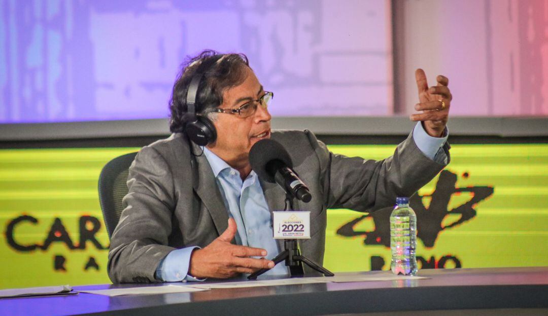 Gustavo Petro, candidato presidencial en debate de Prisa Media. 