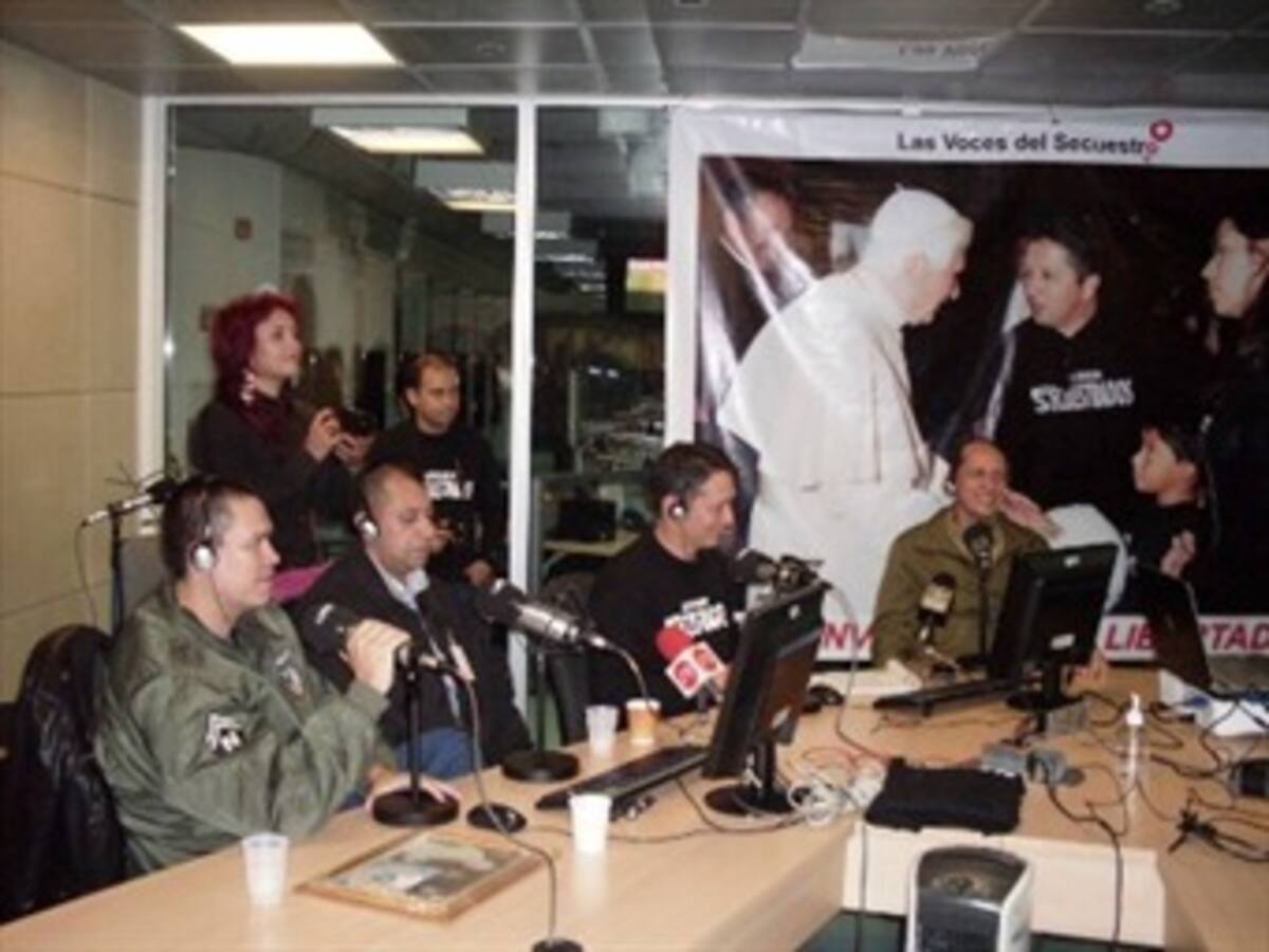 Los rescatados no se olvidaron de los secuestrados, hablaron en Caracol Radio