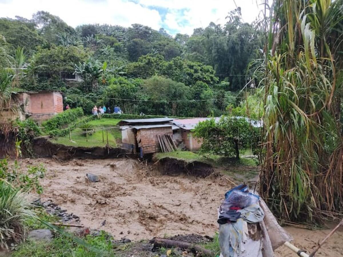 Persisten las alertas por riesgo de deslizamientos y crecientes en el departamento de Risaralda