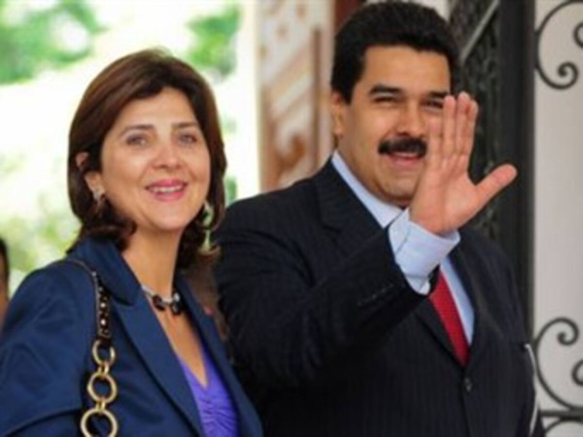 Venezuela y Colombia se unen para construcción de 'megaoleoducto'