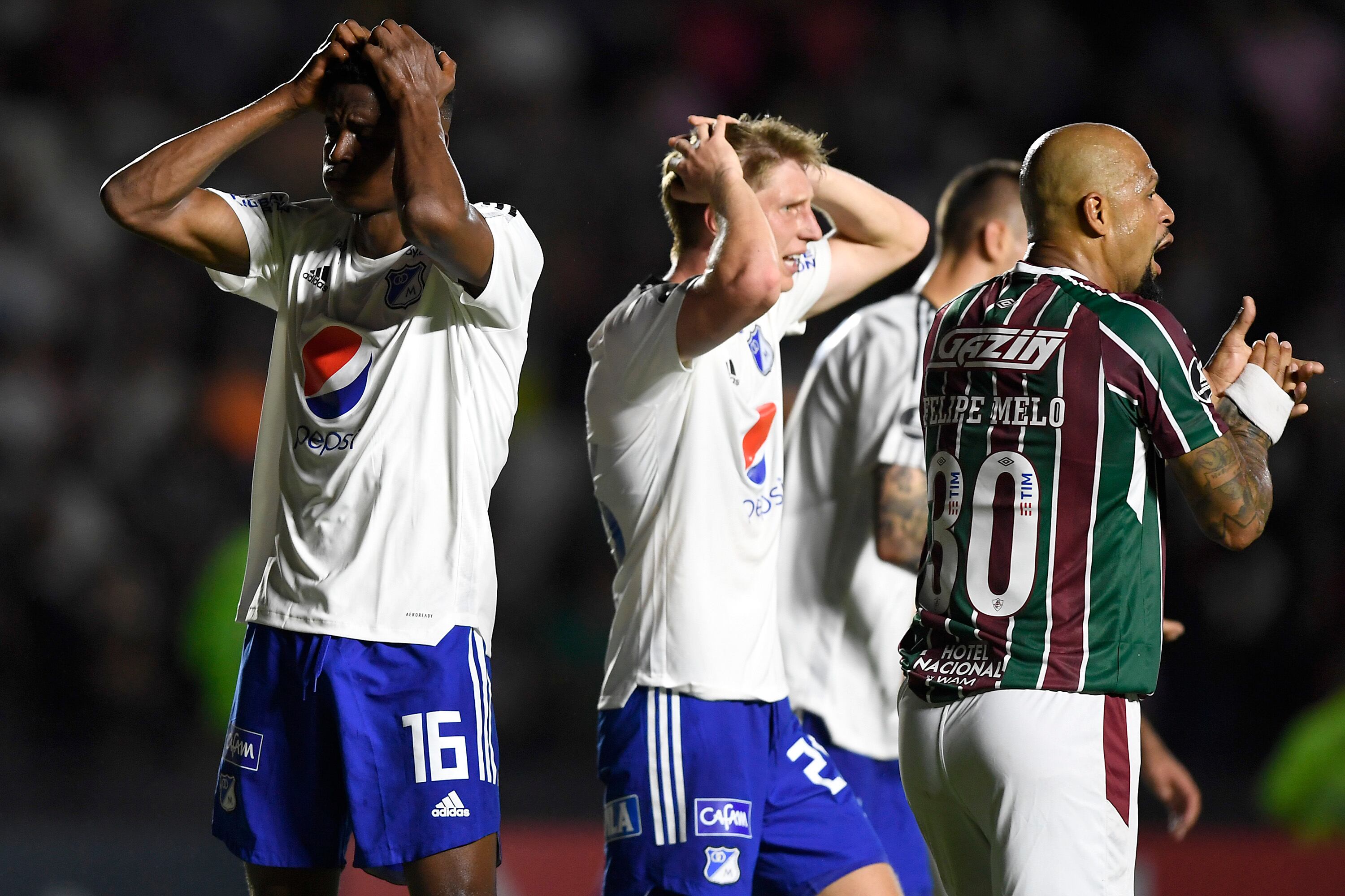Duelo entre Millonarios y Fluminense en fase previa de Copa Libertadores 2022. (Photo by Mauro Pimentel - Pool/Getty Images)