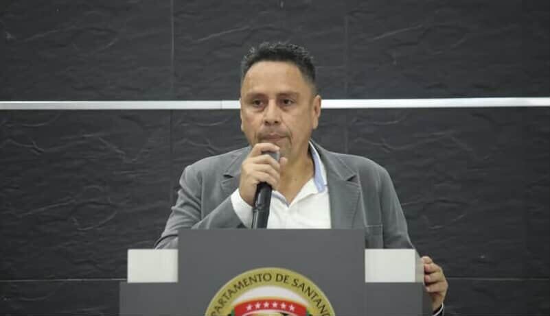 Desde la cámara de las confecciones en Santander alzan la voz por gestión de la gerente de Neomundo. Foto: Suministrada.