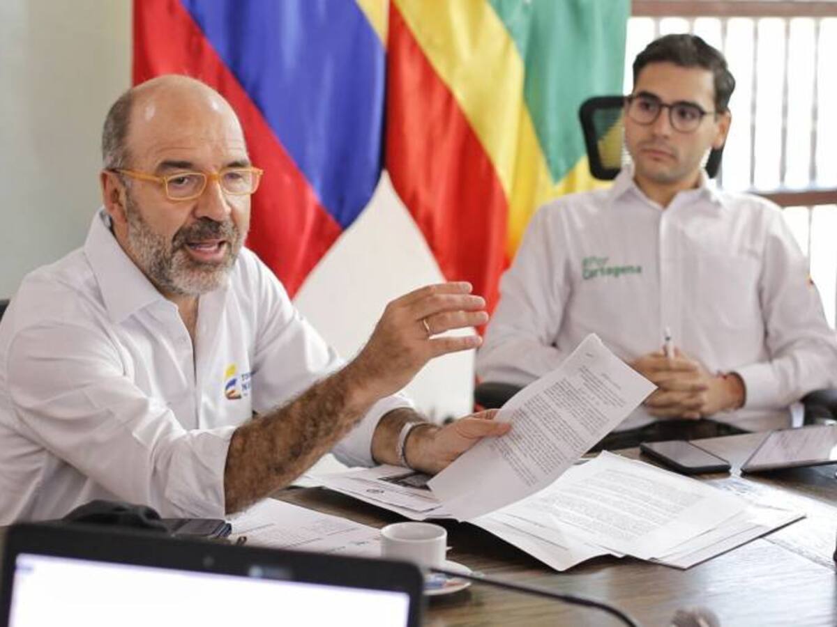 "Esto es una estafa que se hizo a los ciudadanos": Ministro de Vivienda