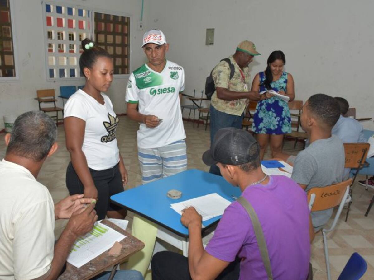 Autorizan elección de coordinadores de comisiones de organismos comunales