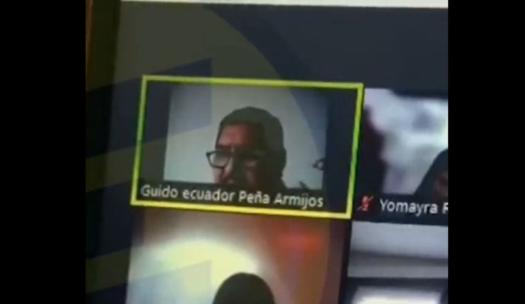 Docente ecuatoriano dice que no hay hombres fieles. 