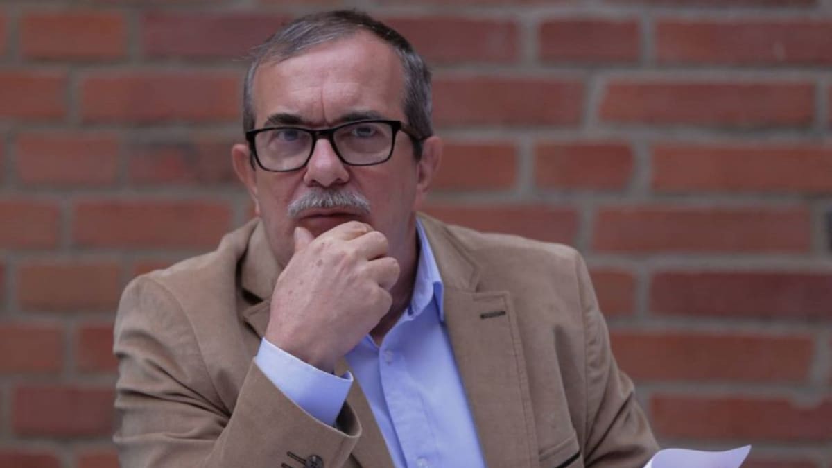 Nos aprietan buscando asfixiar el proceso: Londoño sobre gobierno Duque