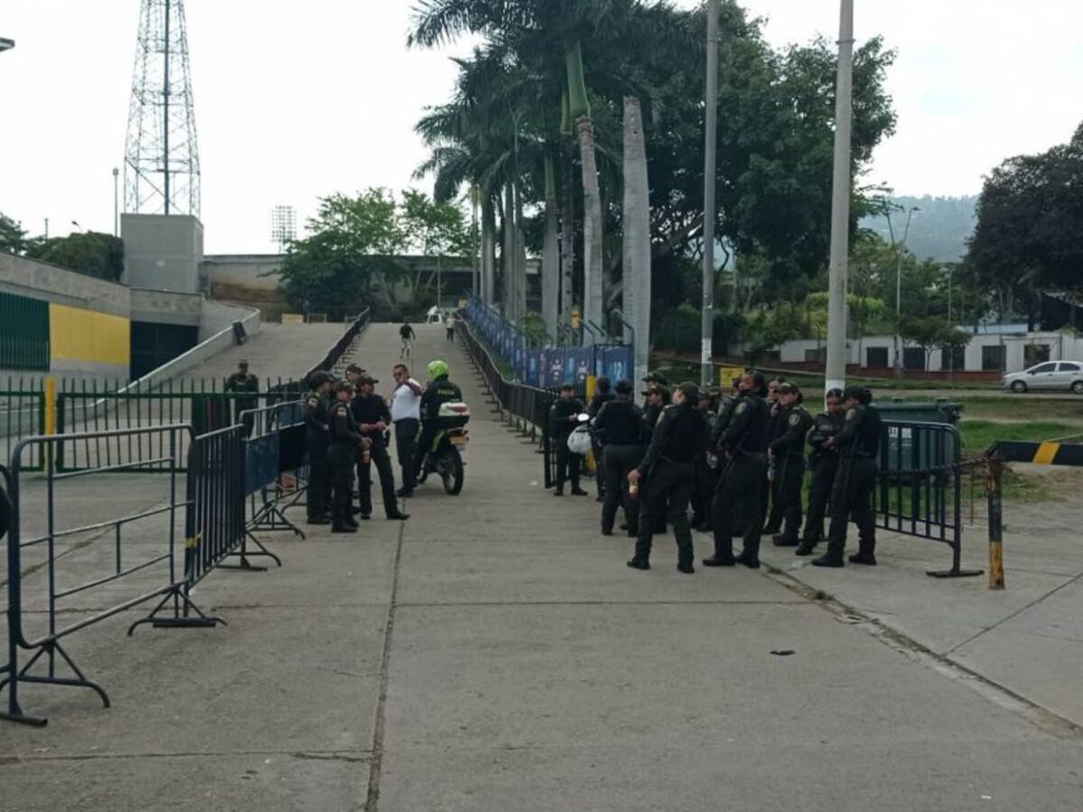 Restricciones en el estadio causan molestias