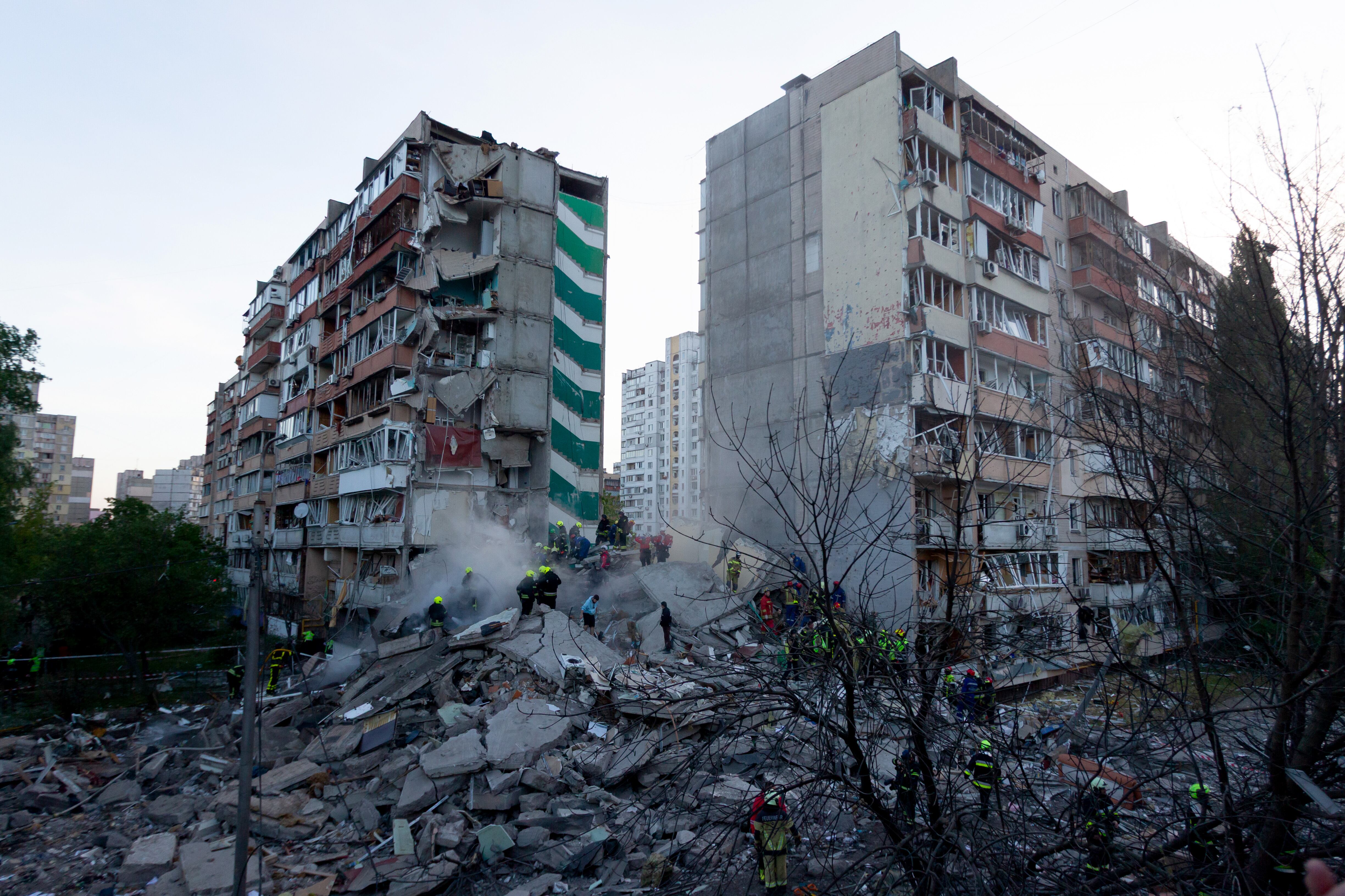 Rusia ataca Kiev con más de 670 drones y 56 misiles: cinco muertos y 44 heridos (Photo by Kyrylo Chubotin/Ukrinform/NurPhoto via Getty Images)