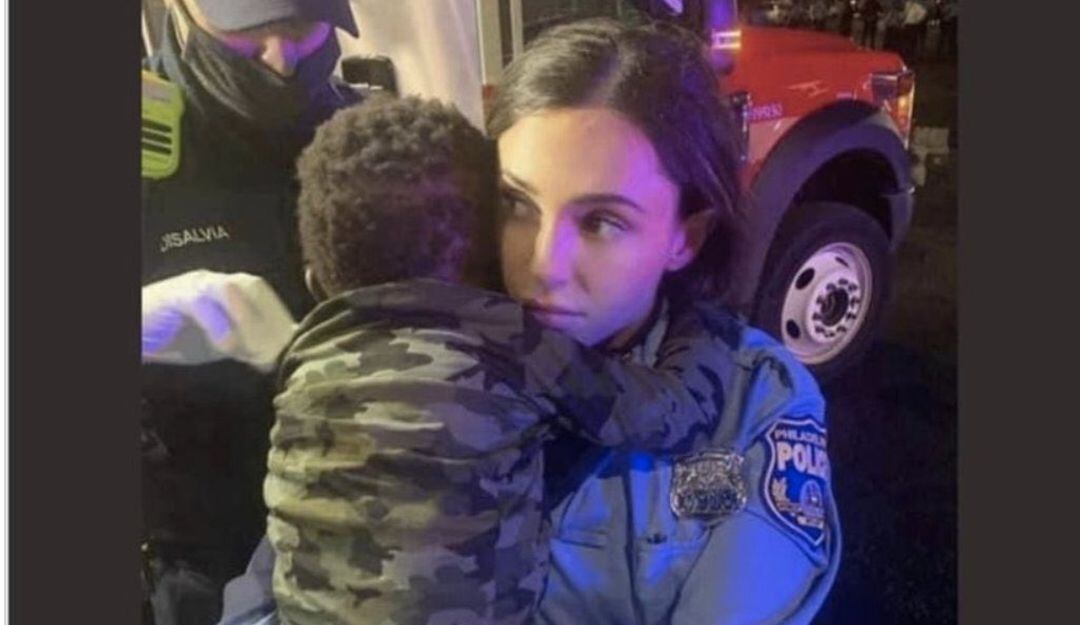 El post de las autoridades de Filadelfia tras separar violentamente al menor de su madre. 
