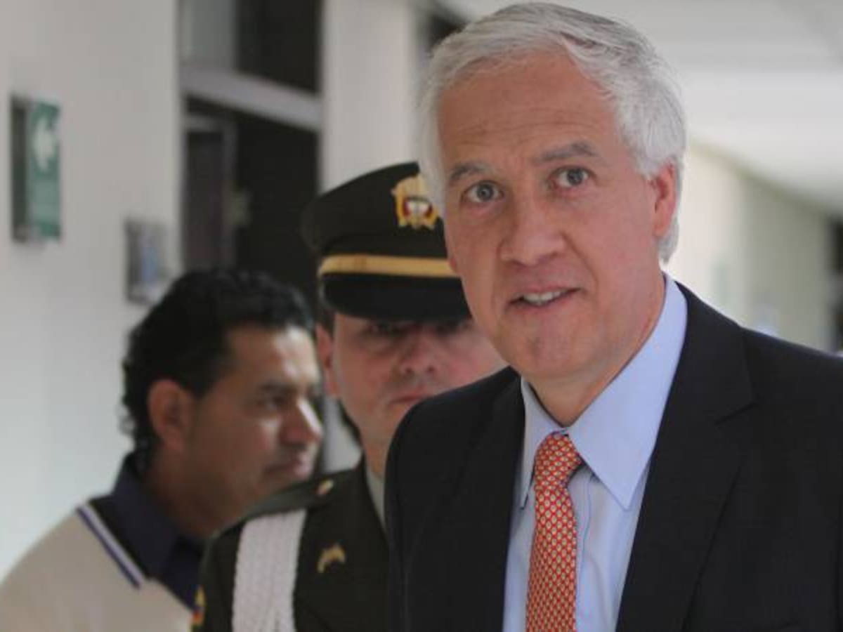 En la Secretaría de Salud se realizaron cambios por orden de Samuel Moreno: testigo